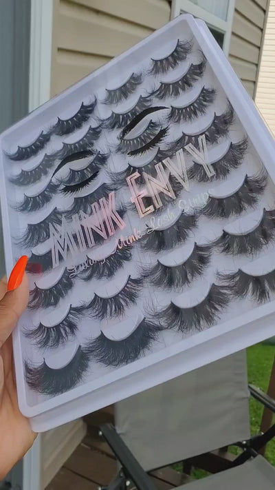 The Extra Glam Book of Lashes 25mm