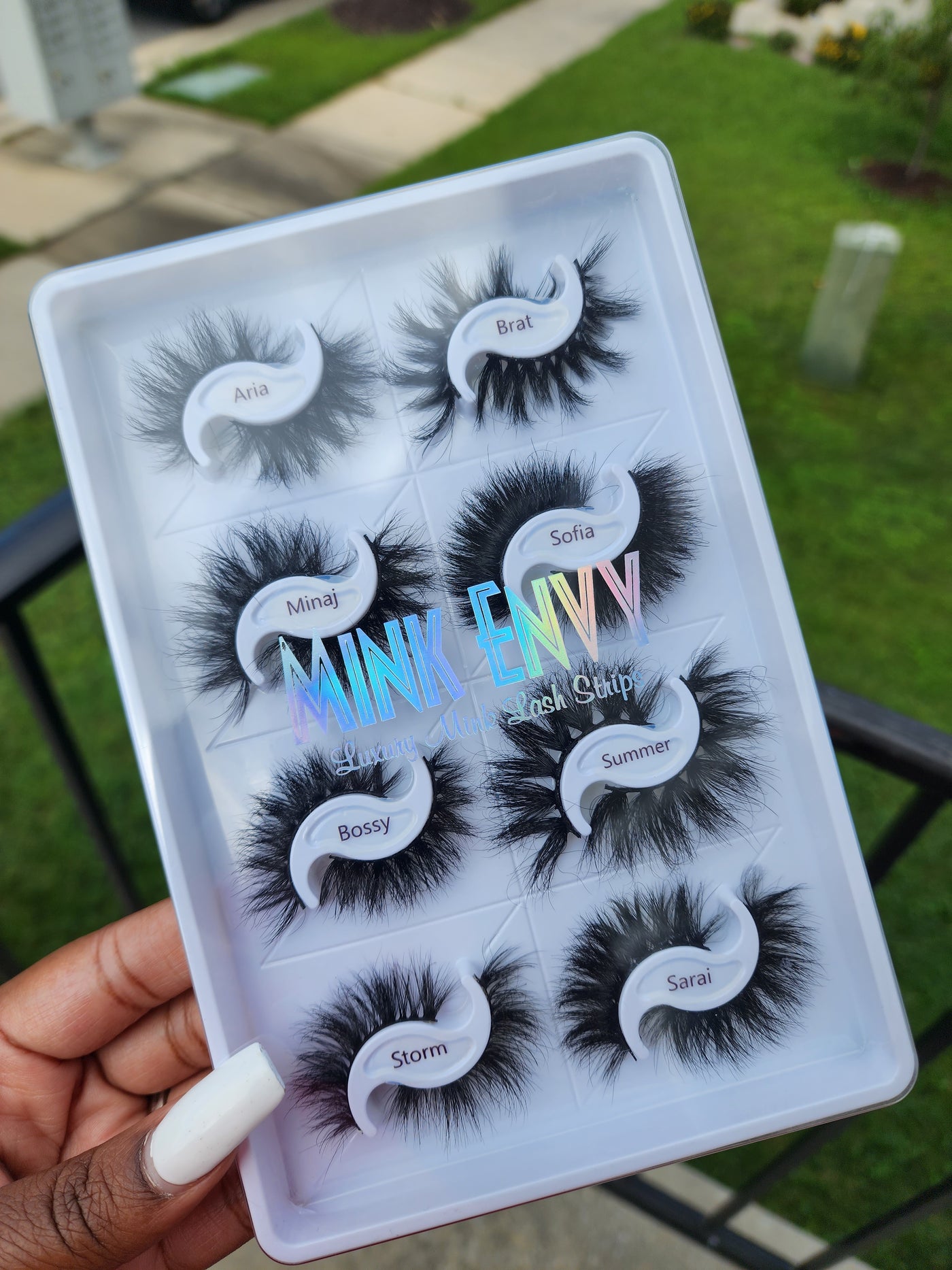 The MINI Wispy Book of Lashes 16-20mm - Mink Envy Lashes