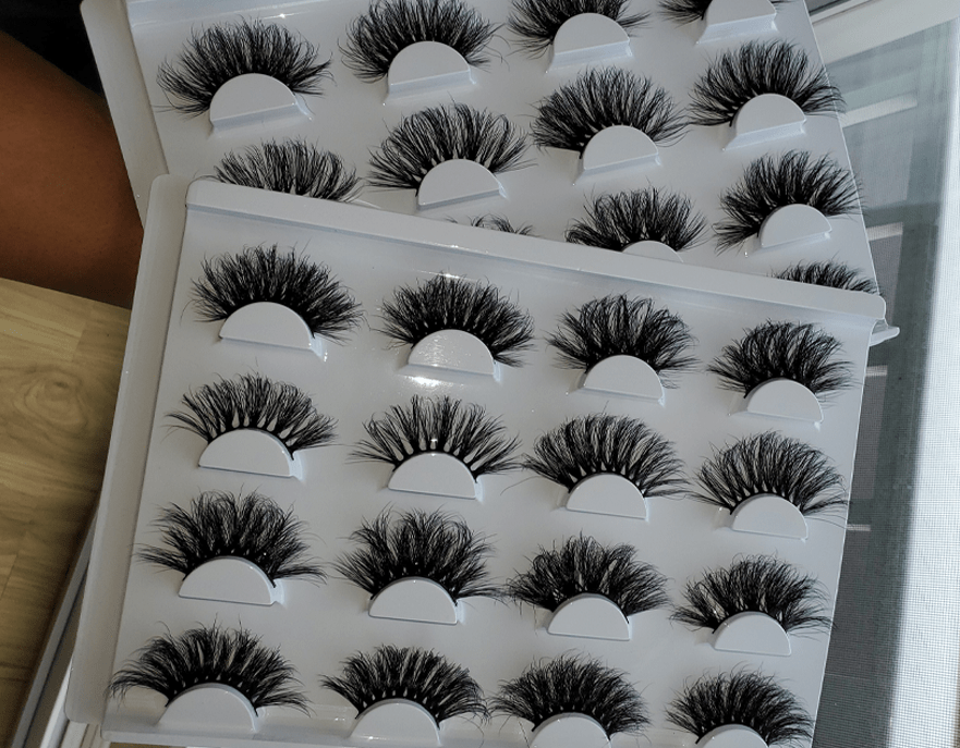 The Exotic Book of Lashes 30mm - Mink Envy Lashes