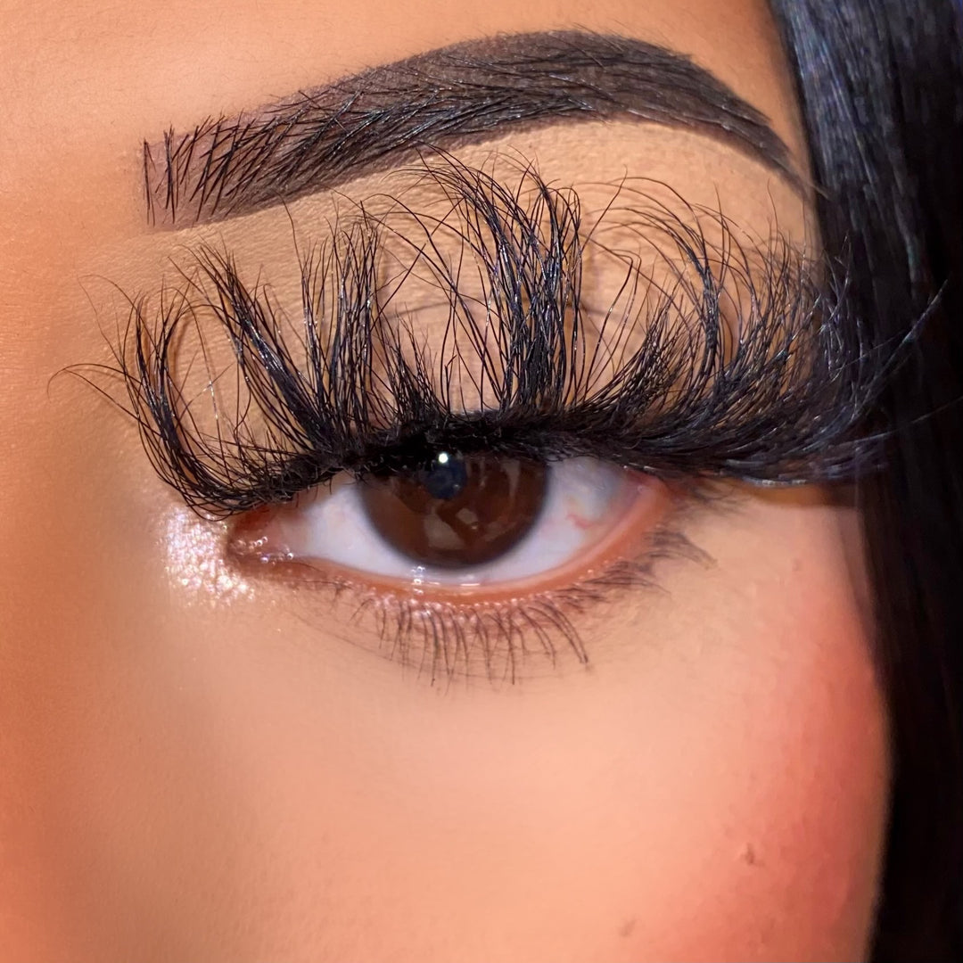 Extra Glam 25MM Eyelashes Bold Beautiful 25mm Eyelashes Mink Envy Lashes